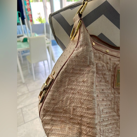 Gianni Versace - Special Edition - Couture Powder Pink Ostrich Leather Handbag - Picture 4 of 11